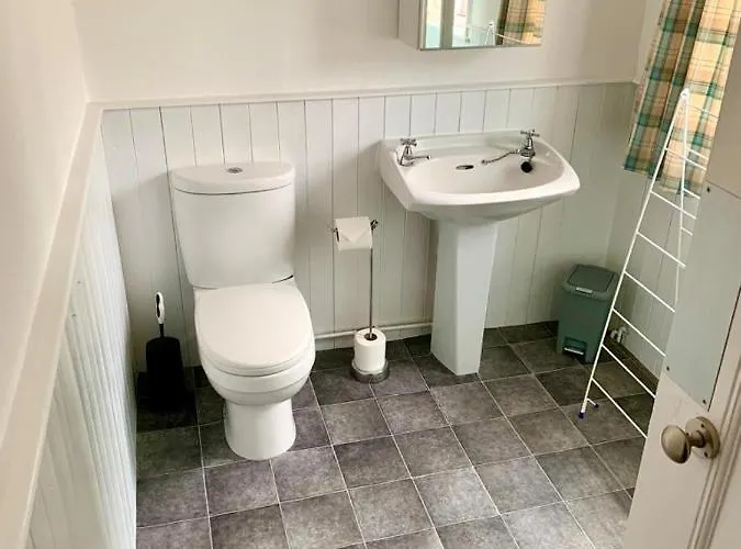 3 Avenue House Scarborough