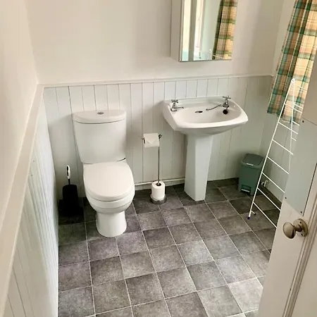 3 Avenue House Scarborough